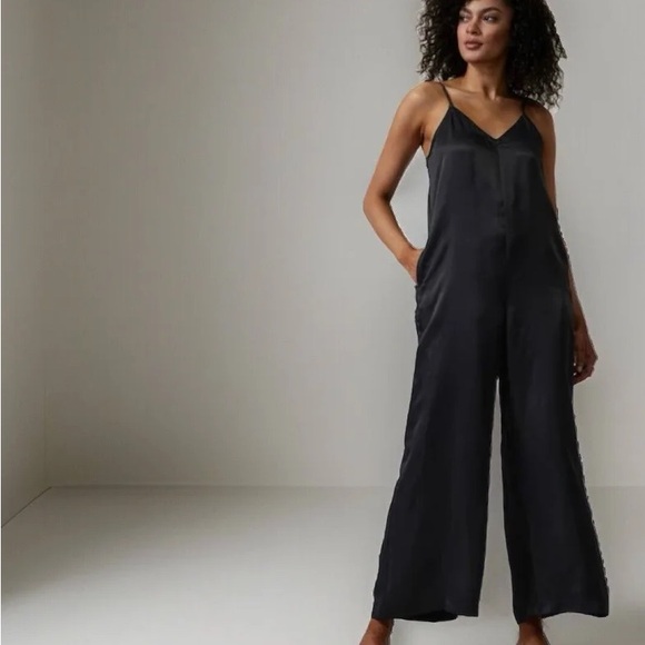 Athleta Pants - Athleta Black Wide Legs Cool Romper